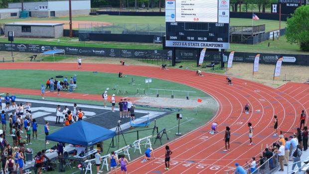 Boys 4x400 Relay Finals Section 1