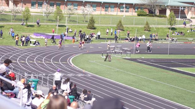 Girls 200 Finals Section 4