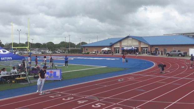 Girls 400 Finals Section 1