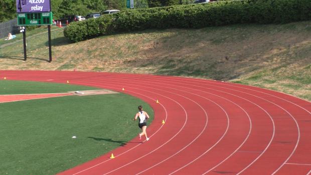 Girls 4x800 Relay Finals Section 1 (Final lap, leaders only)