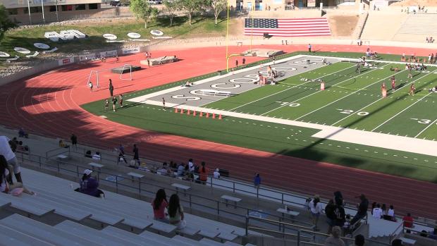 Varsity Girls 200 Finals Section 1