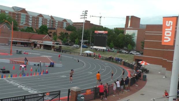 Girls 4x400 Relay Finals Section 2