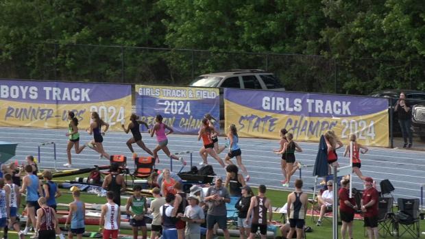 Girls 800 Finals Section 1