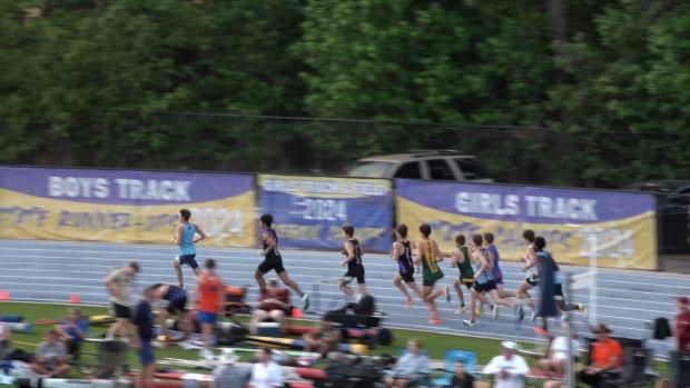 Boys 3200 Finals Section 1