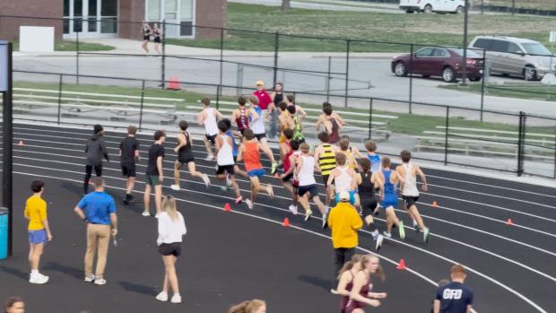 Boys 1600 Finals Section 3