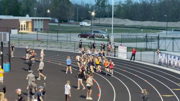 Girls 1600 Finals Section 5