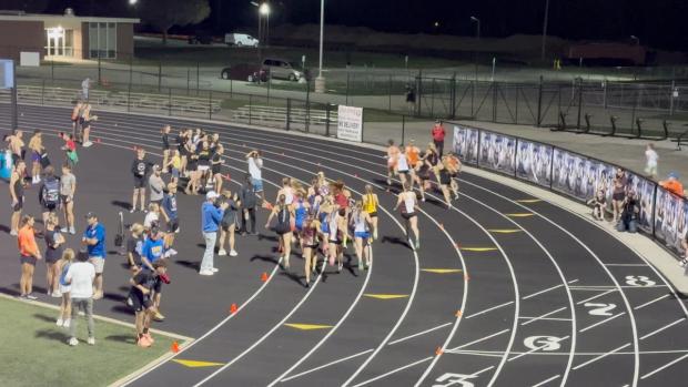 Girls 1600 Finals Section 7