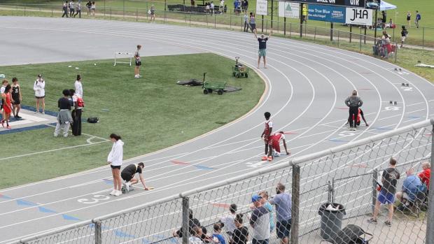 Boys 4x100 Relay Finals Section 1