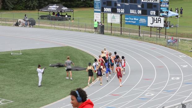 Boys 4x800 Relay Finals Section 1
