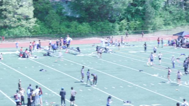Girls 4x200 Relay Finals Section 1