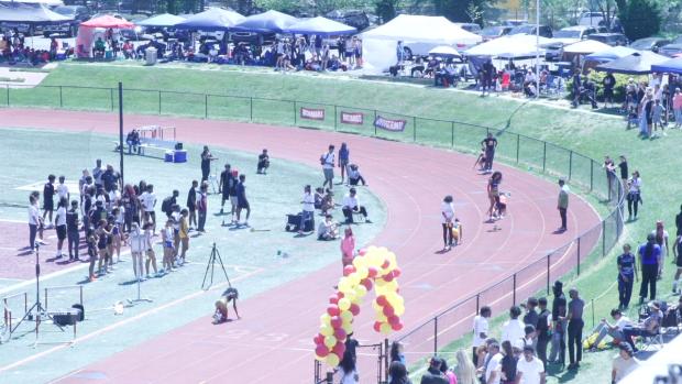 Girls 400 Finals Section 1