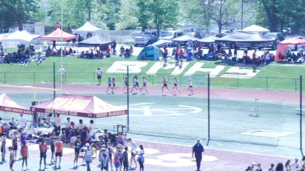 Girls 1600 Finals Section 1