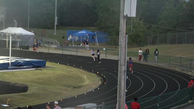 Girls 4x400 Relay Finals Section 1