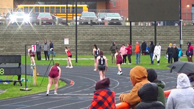 Girls 400 Finals Section 1