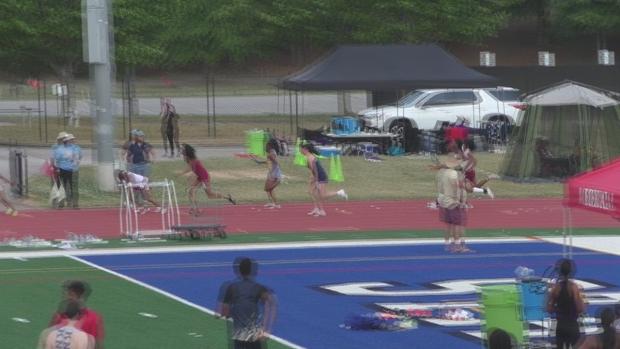 Girls 4x100 Relay Heat 1