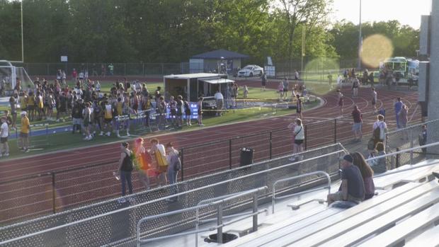 JV Boys 4x400 Relay Finals Section 1