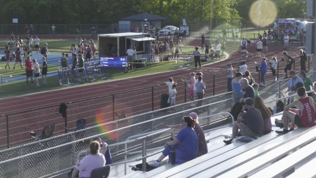JV Boys 4x100 Throwers Relay Finals Section 1
