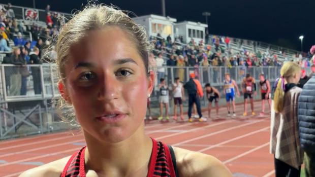 Mia Forystek continues her winning ways in the 800