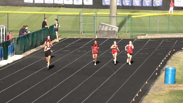 JV Girls 400 Finals Section 3