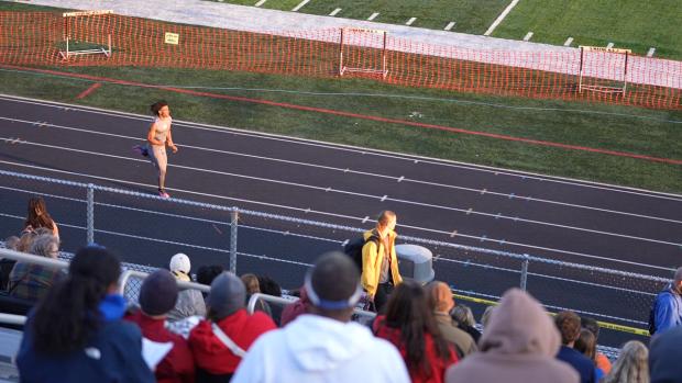 Boys 200 Prelims Heat 2