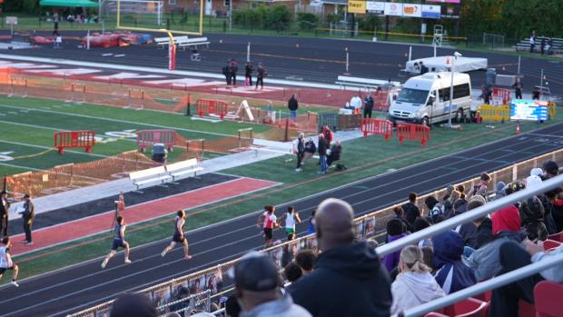 Boys 200 Prelims Heat 3