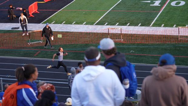 Boys 200 Prelims Heat 6