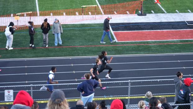 Boys 200 Prelims Heat 9