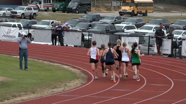 Girls 3200 Finals Section 1
