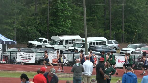 Boys 800 Finals Section 1