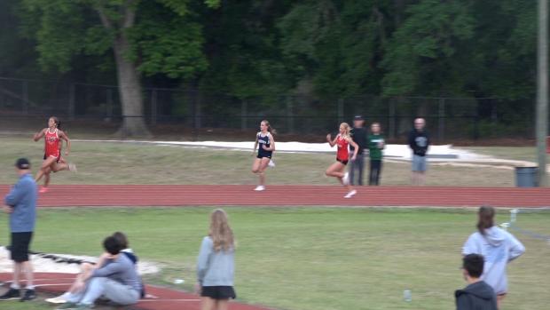 Girls 200 Finals Section 1