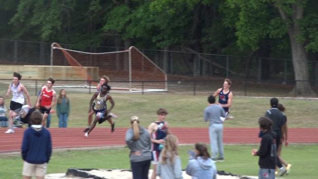 Boys 200 Finals Section 1