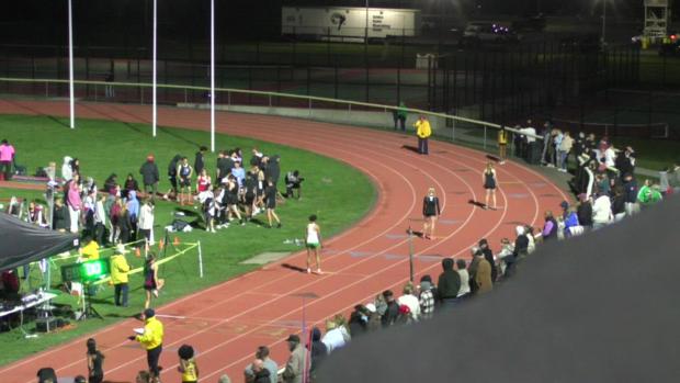 Varsity Girls 4x400 Relay Finals Section 1 - Ocean