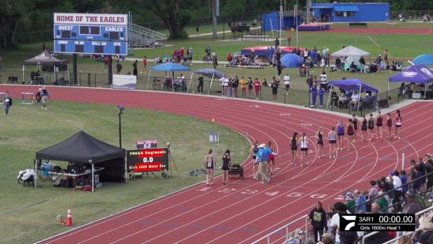 Girls 1600 Finals Section 1