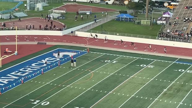 5A Boys 300 Hurdles Finals Section 1