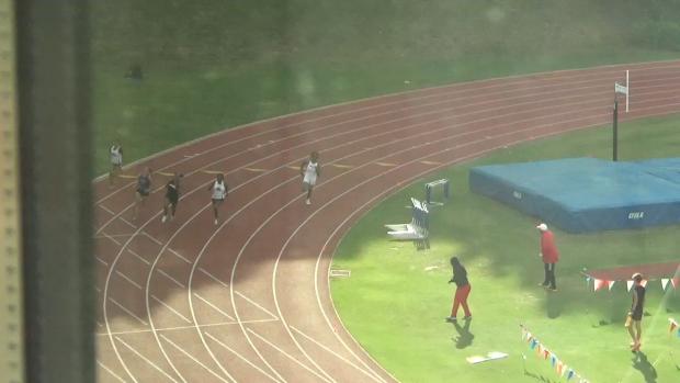Girls 200 Heat 2