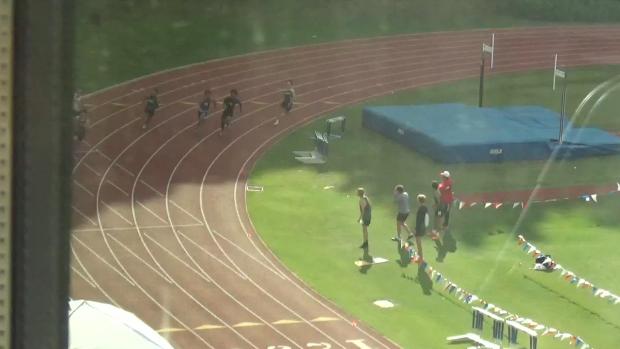 Boys 200 Heat 1