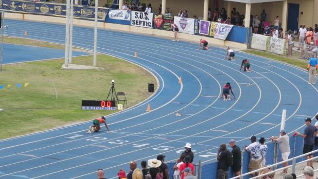 Girls 3A3 400m Heat 1