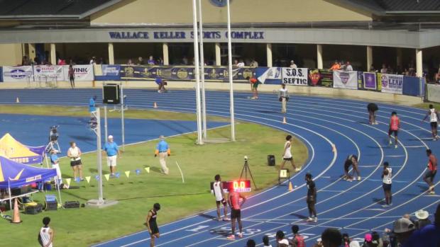 Boys 3A3 4x400 Heat 2