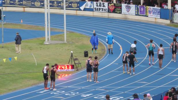 Boys 4A3 800m