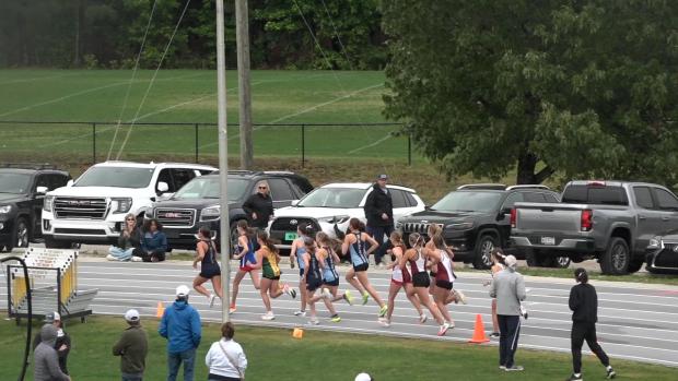 Girls 1600 Finals Section 2