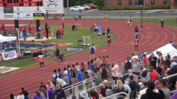 Mixed 4x400 Relay Finals Section 2