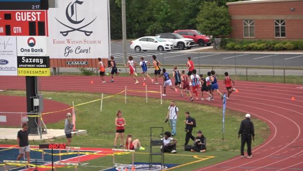 Boys 4x800 Relay Finals Section 1