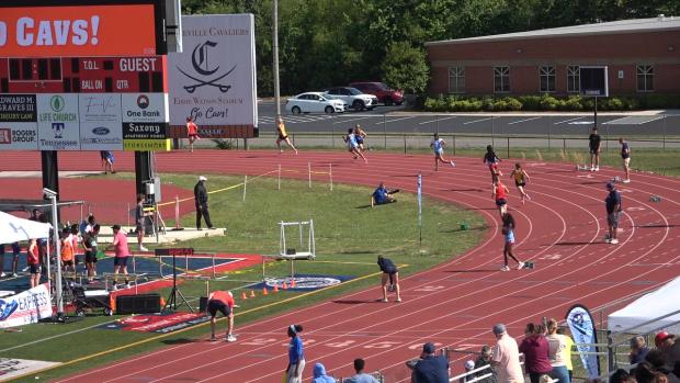 Girls 400 Finals Section 2