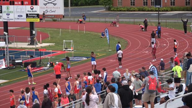 Boys 4x400 Relay Finals Section 2