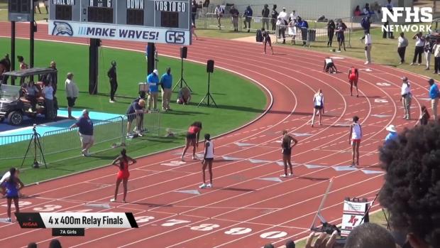 7A Girls 4x400 Relay Finals Section 2