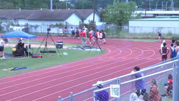 3A Boys 4x800 Relay Finals Section 1