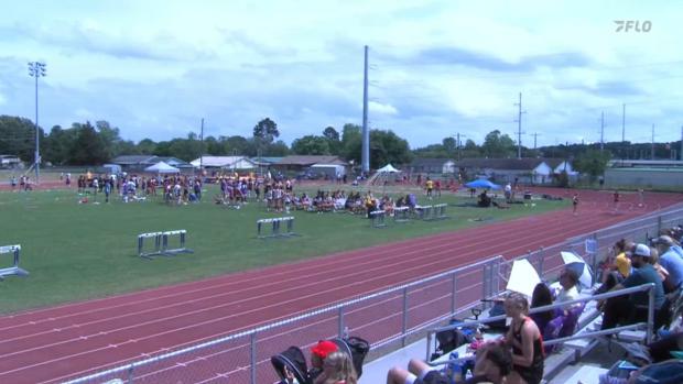 3A Girls 4x200 Relay Finals Section 1