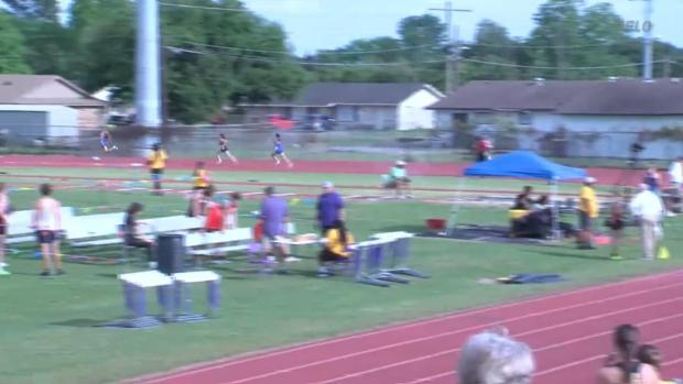 3A Girls 400 Finals Section 1