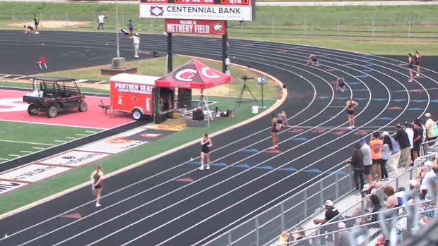 4A Girls 4x200 Relay Finals Section 2