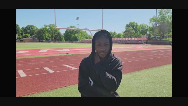 Central CG So Taraji Riley 1st 100 11.82, 2nd 4x100